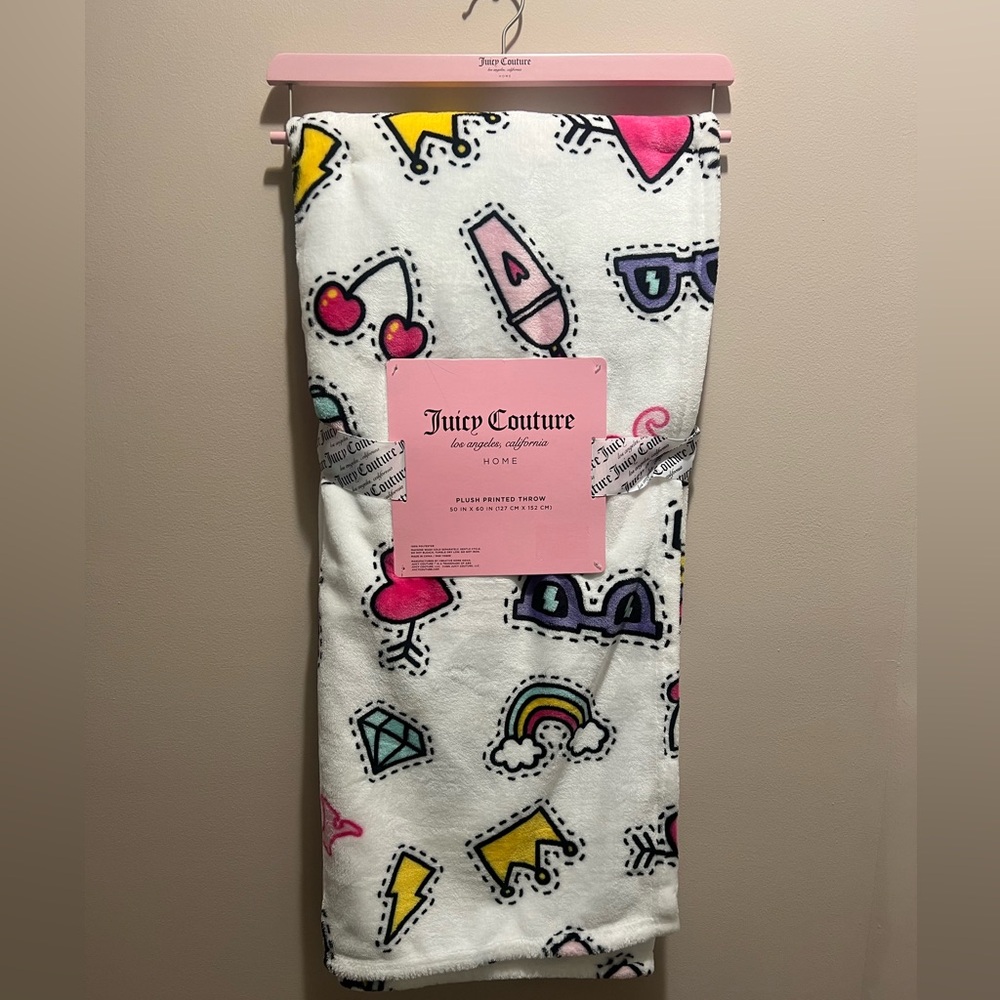 Juicy couture throw blanket